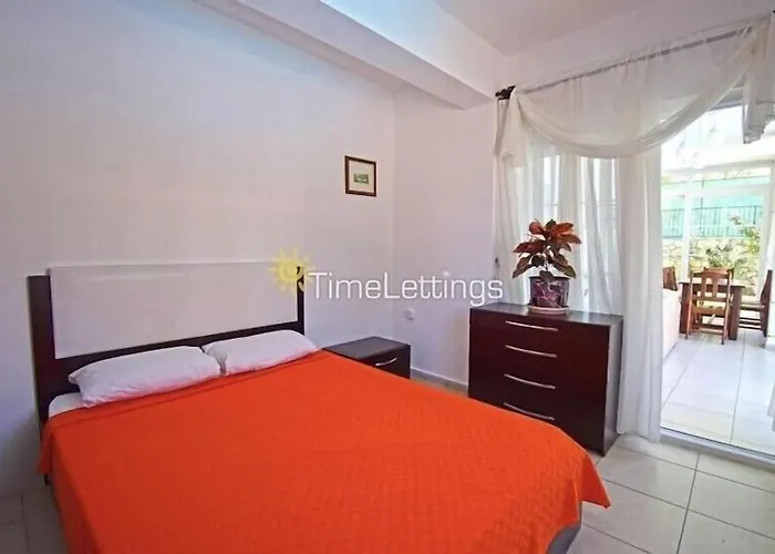 Alpine At Hisaroenue Oeluedeniz Ovacik 6+2, 12 People Villa Fethiye