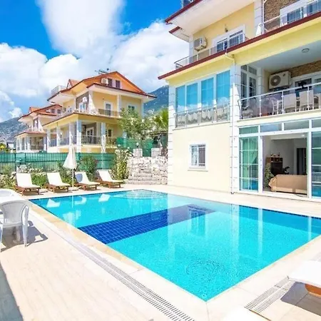 Vila Alpine At Hisaroenue Oeluedeniz Ovacik 6+2, 12 People Fethiye