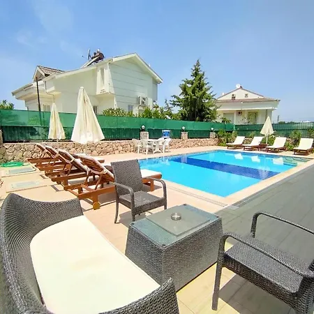 Alpine At Hisaroenue Oeluedeniz Ovacik 6+2, 12 People Vila *