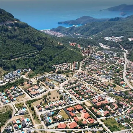 Vilă Alpine At Hisaroenue Oeluedeniz Ovacik 6+2, 12 People Fethiye